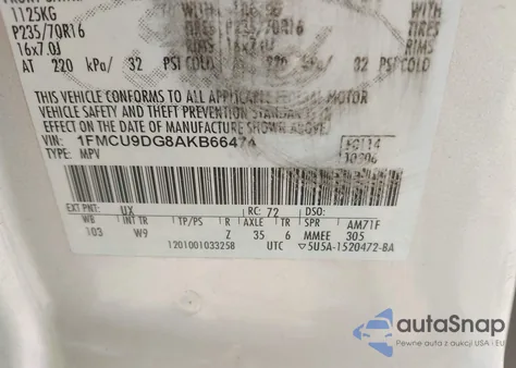 2010 Ford Escape Xlt z USA, uszkodzony, nr VIN 1FMCU9DG8AKB66474
